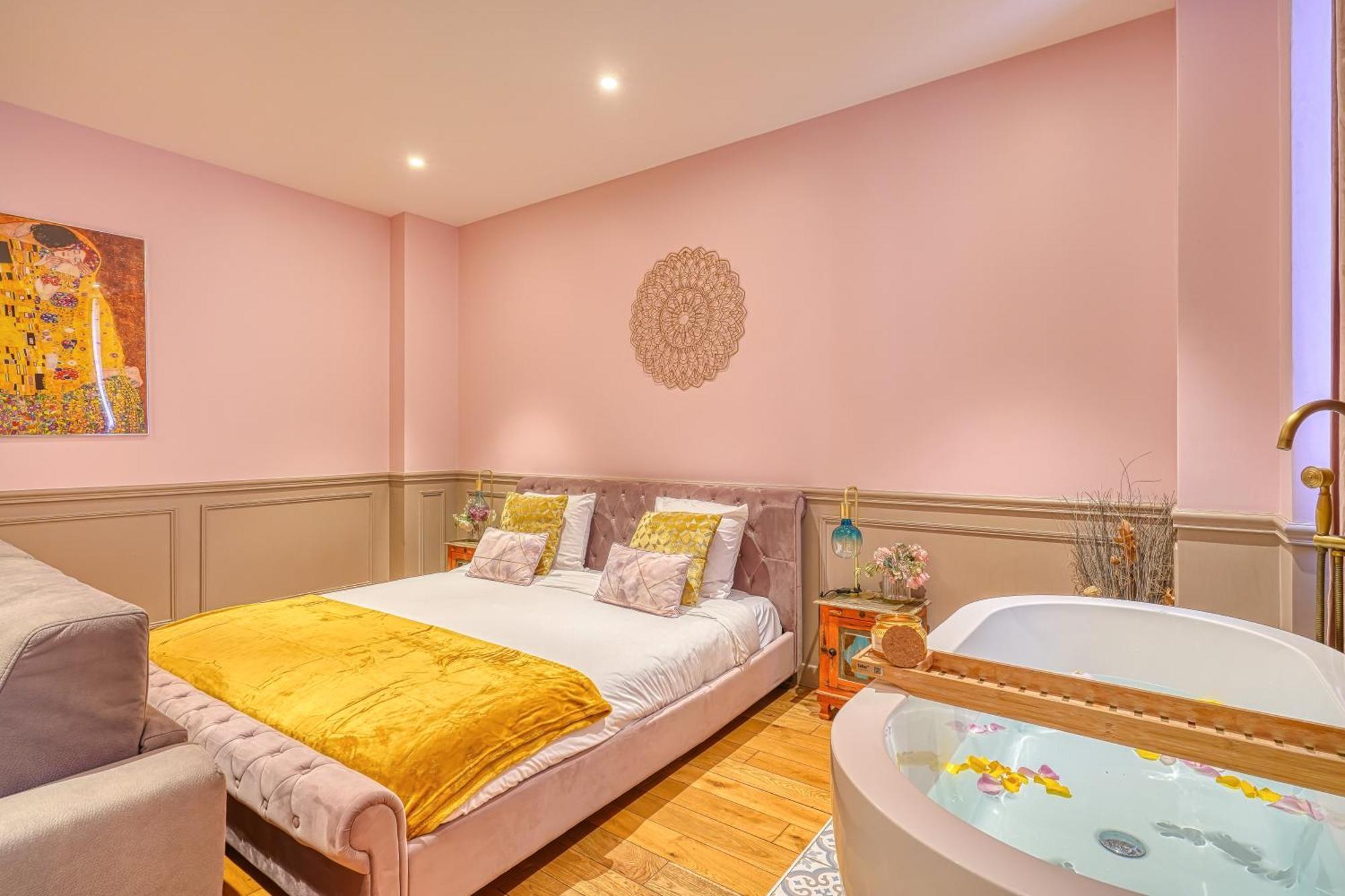 Luxury Suite Paris Republique Exterior foto
